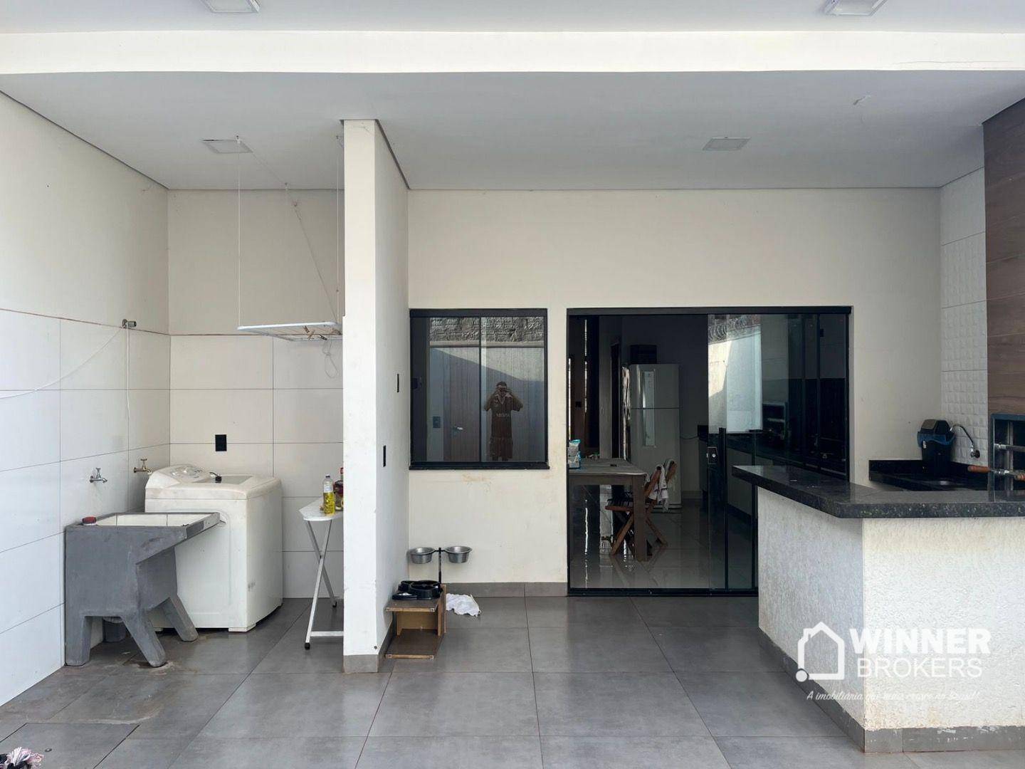 Casa à venda com 3 quartos, 90m² - Foto 9