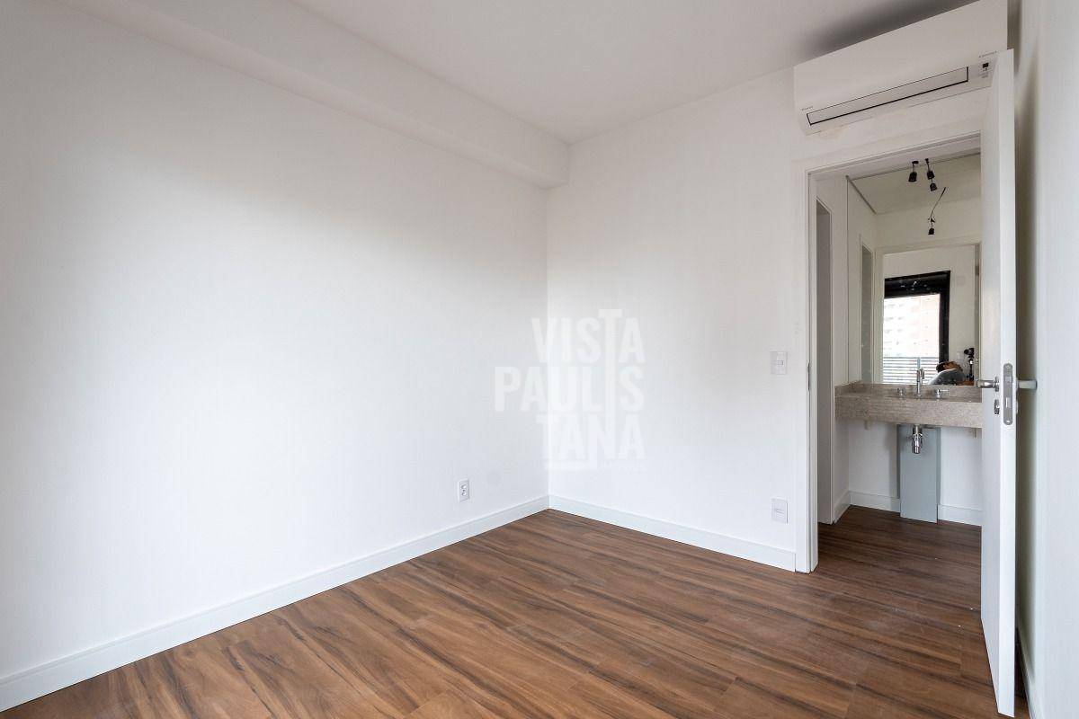 Apartamento à venda com 1 quarto, 42m² - Foto 31