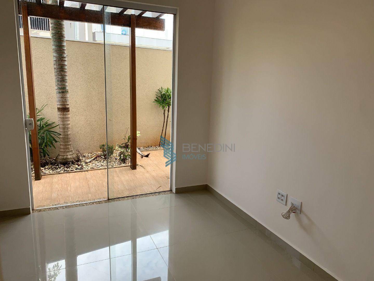 Casa de Condomínio à venda com 3 quartos, 306m² - Foto 6