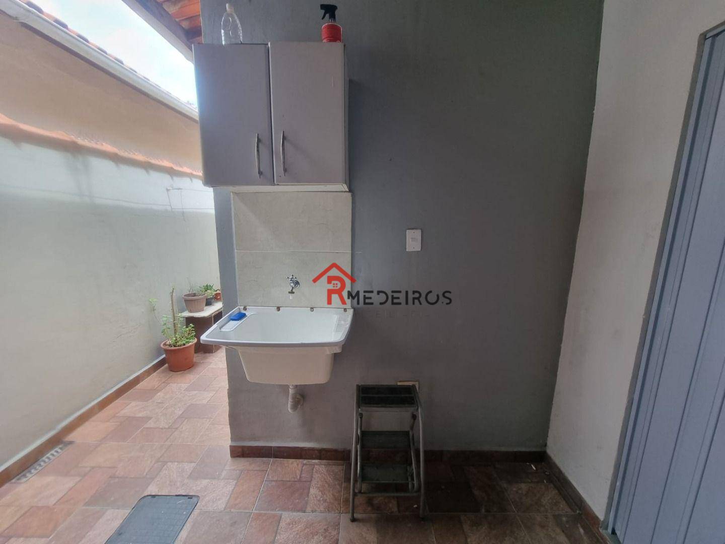 Casa à venda com 2 quartos, 80m² - Foto 15