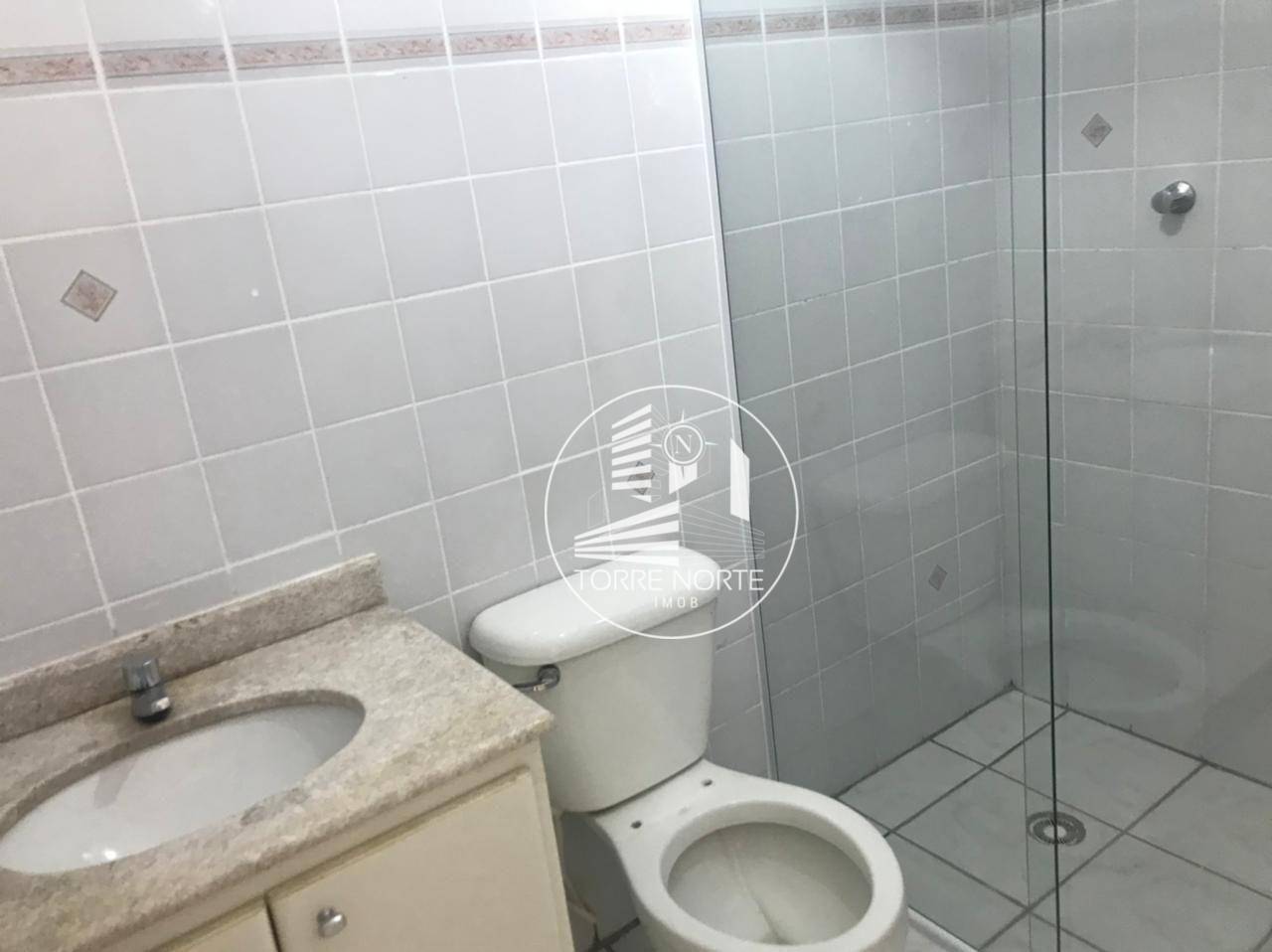 Apartamento à venda com 3 quartos, 73m² - Foto 2