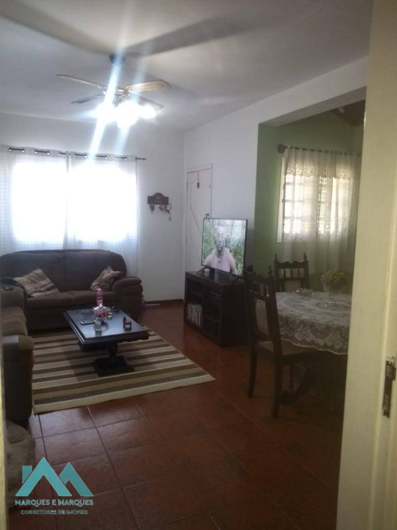 Casa à venda com 3 quartos, 200m² - Foto 9