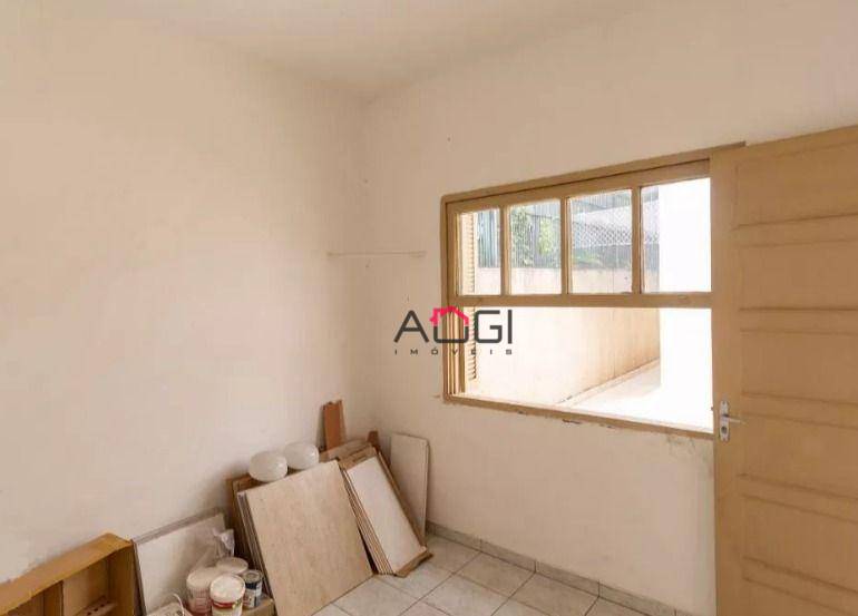 Casa à venda e aluguel com 3 quartos, 130m² - Foto 8