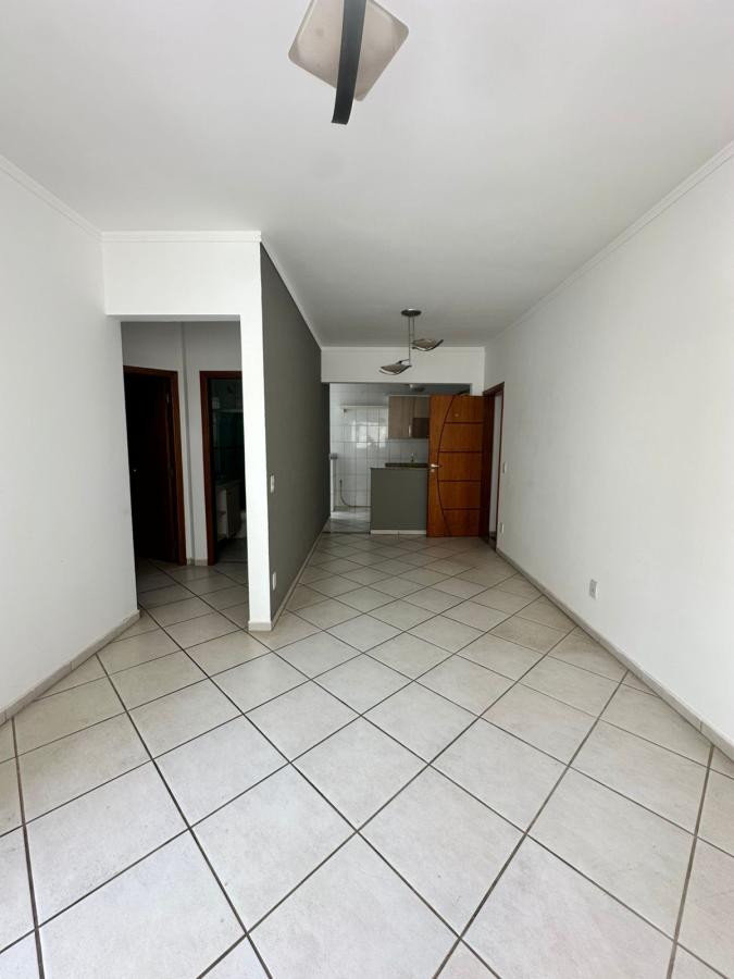 Apartamento para alugar com 2 quartos, 66m² - Foto 3