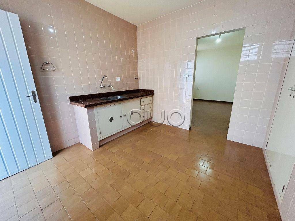 Casa à venda com 3 quartos, 200m² - Foto 8