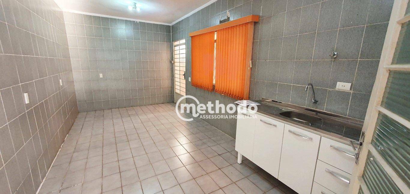 Casa para alugar com 1 quarto, 70m² - Foto 1