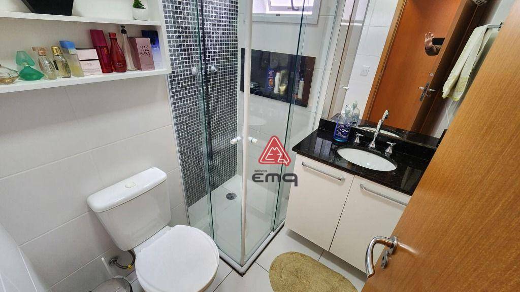 Apartamento à venda com 3 quartos, 91m² - Foto 19