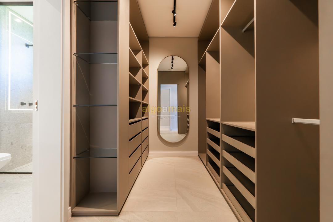 Casa de Condomínio à venda com 4 quartos, 278m² - Foto 31
