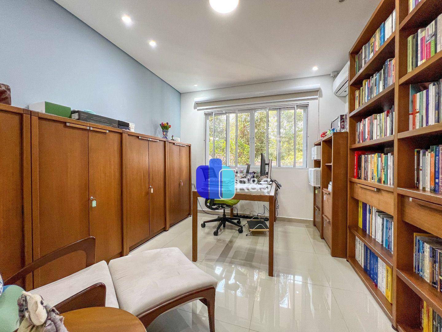 Casa de Condomínio à venda com 3 quartos, 250m² - Foto 12