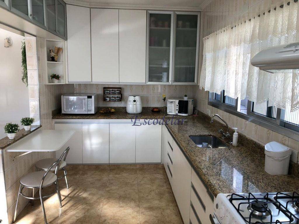 Sobrado à venda com 3 quartos, 390m² - Foto 35