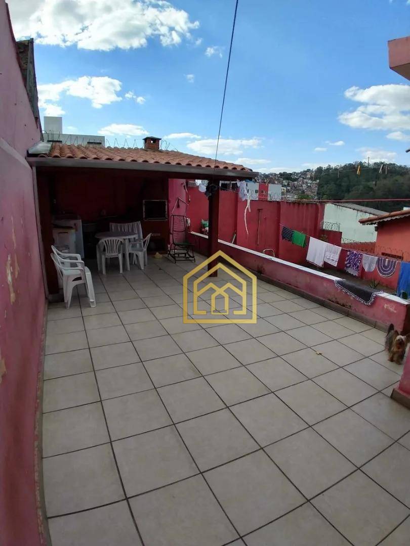 Sobrado à venda com 3 quartos, 230m² - Foto 3