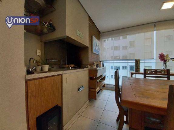 Apartamento à venda com 4 quartos, 213m² - Foto 8