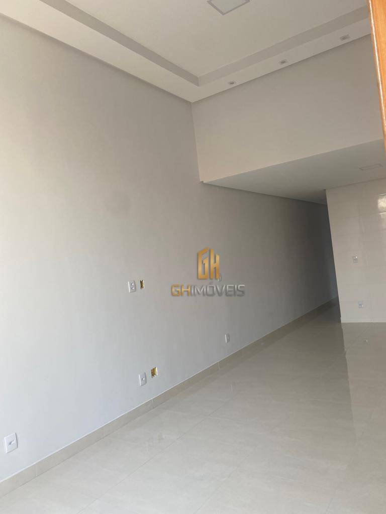 Casa à venda com 3 quartos, 107m² - Foto 2