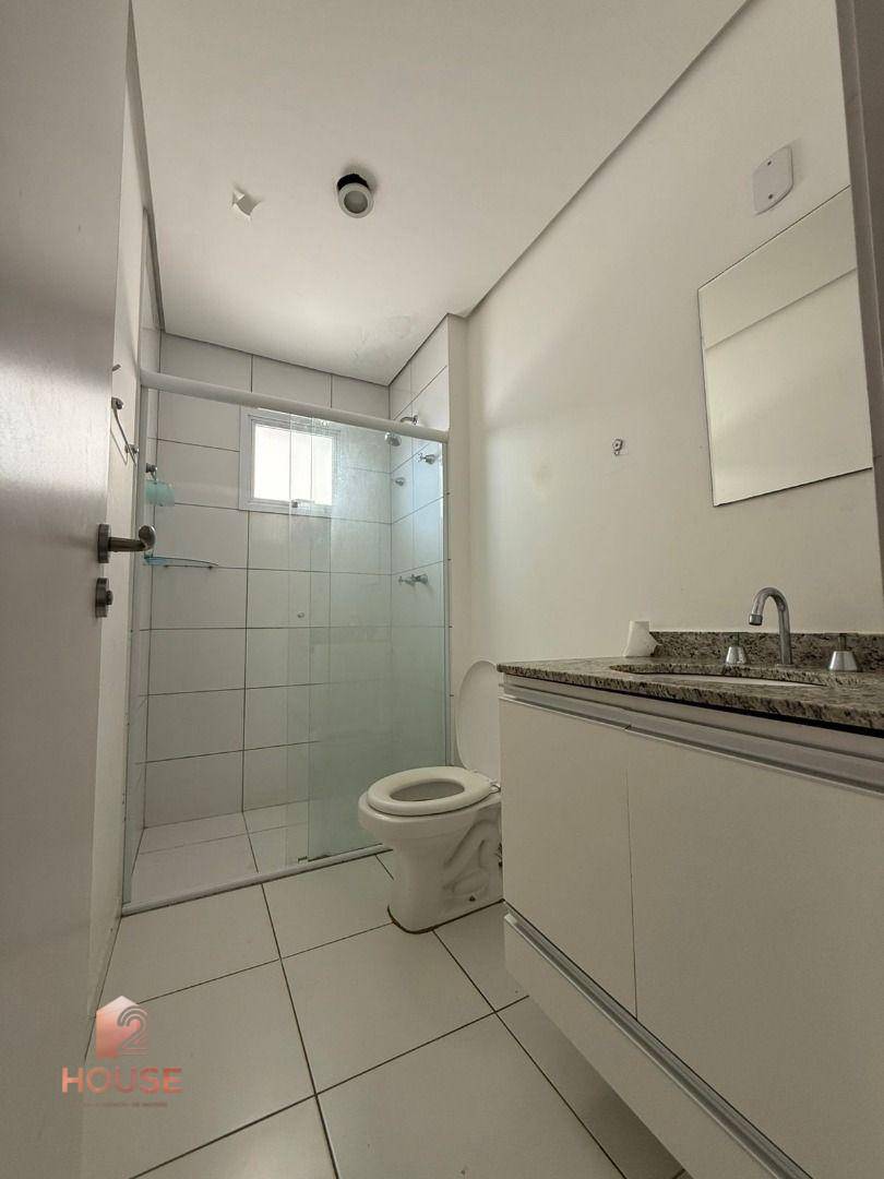 Apartamento para alugar com 2 quartos, 72m² - Foto 16
