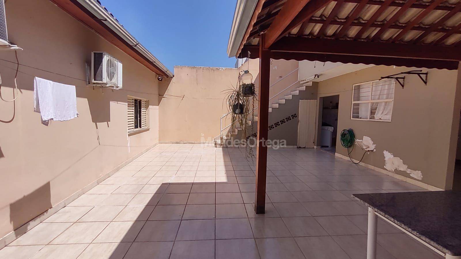 Casa à venda com 3 quartos, 209m² - Foto 22