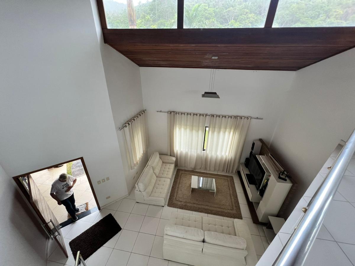 Casa de Condomínio à venda com 5 quartos, 300m² - Foto 6