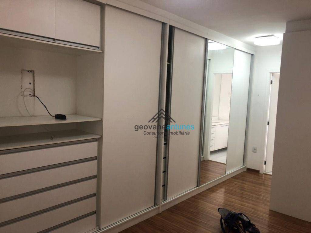 Apartamento à venda com 3 quartos, 164m² - Foto 17