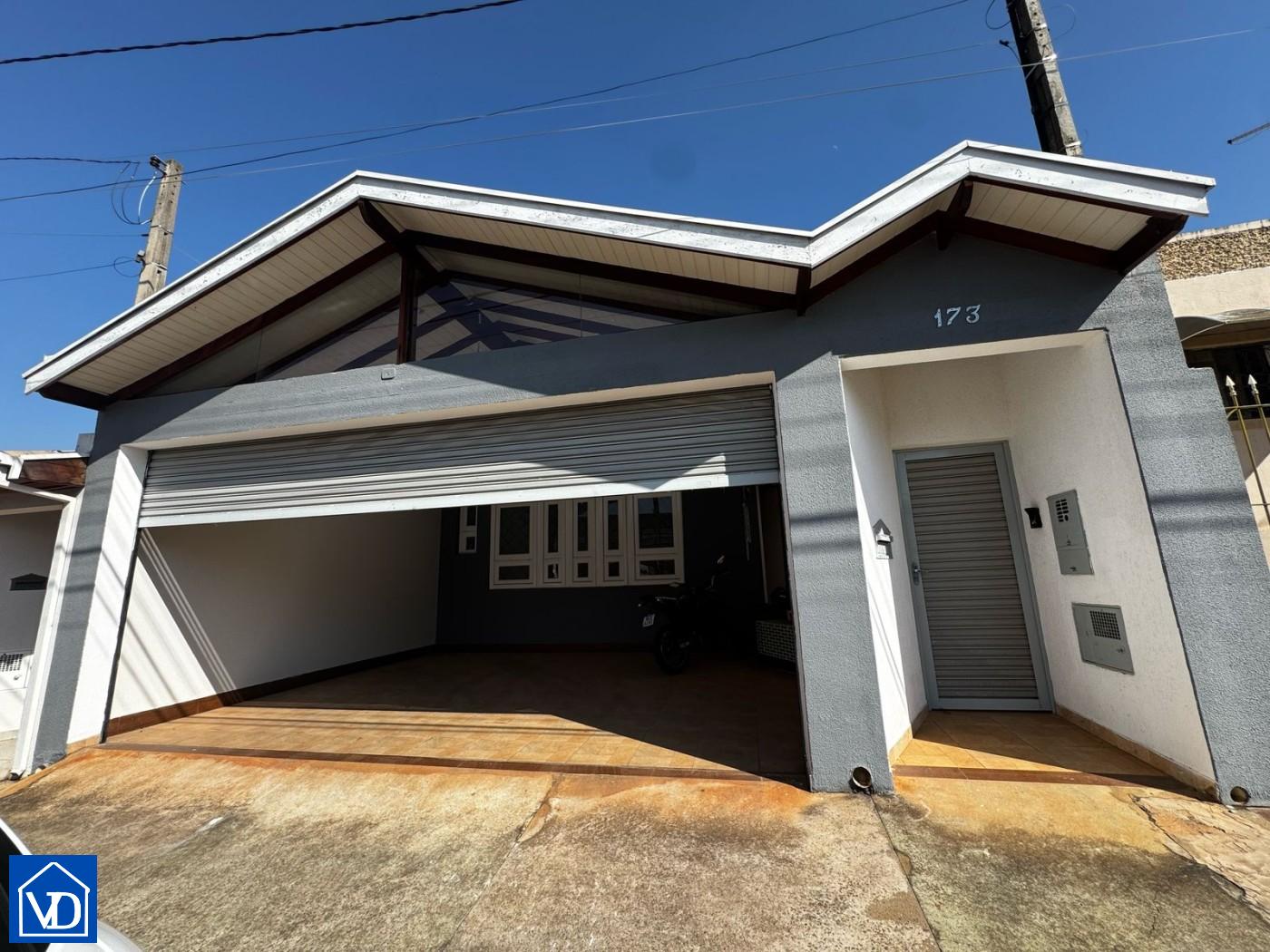 Casa à venda com 3 quartos, 164m² - Foto 3