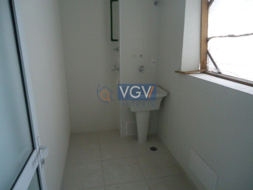 Apartamento à venda com 3 quartos, 70m² - Foto 7