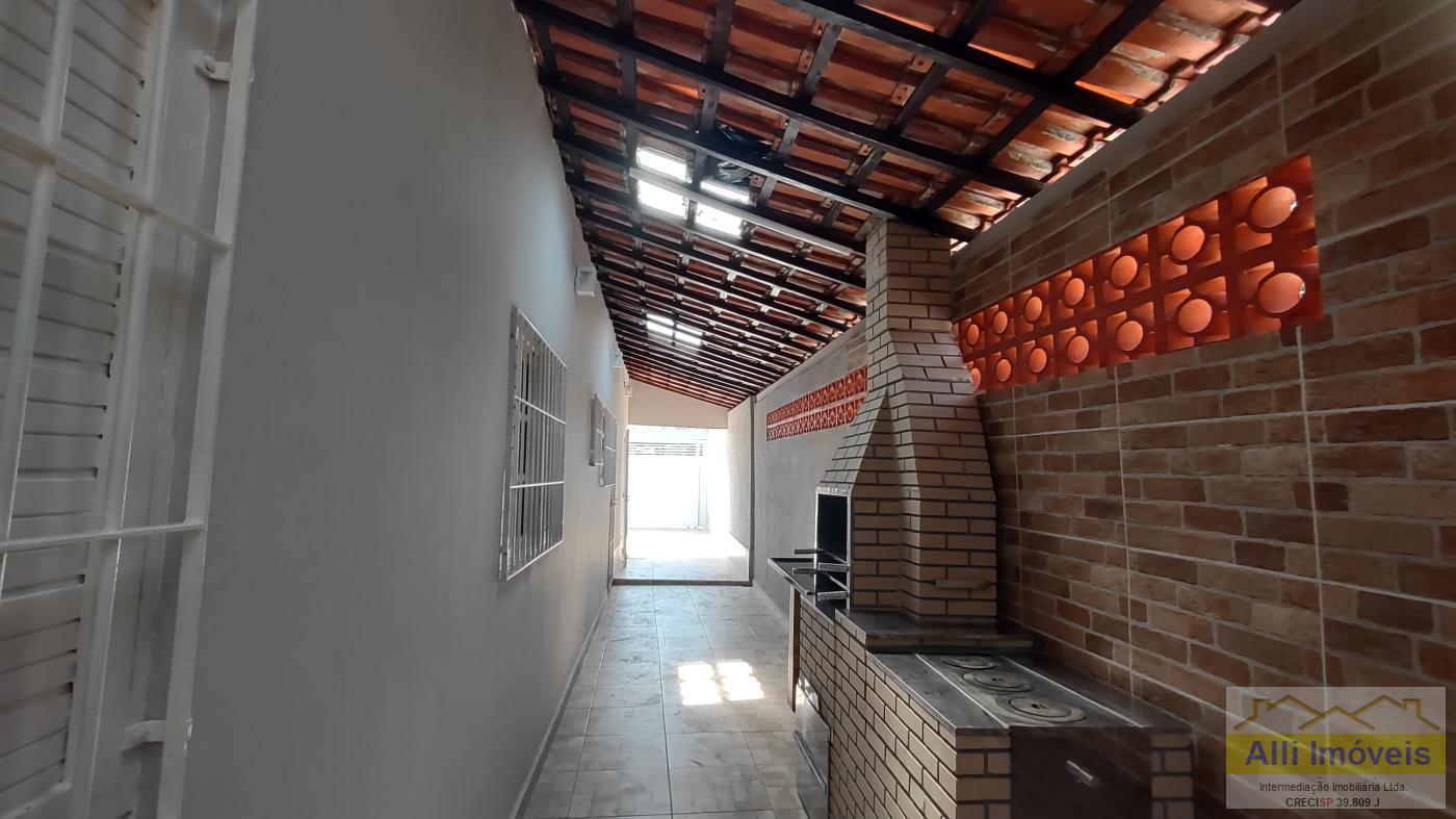 Casa à venda com 2 quartos, 80m² - Foto 9