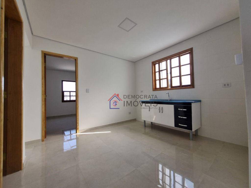 Casa à venda com 3 quartos, 62m² - Foto 6