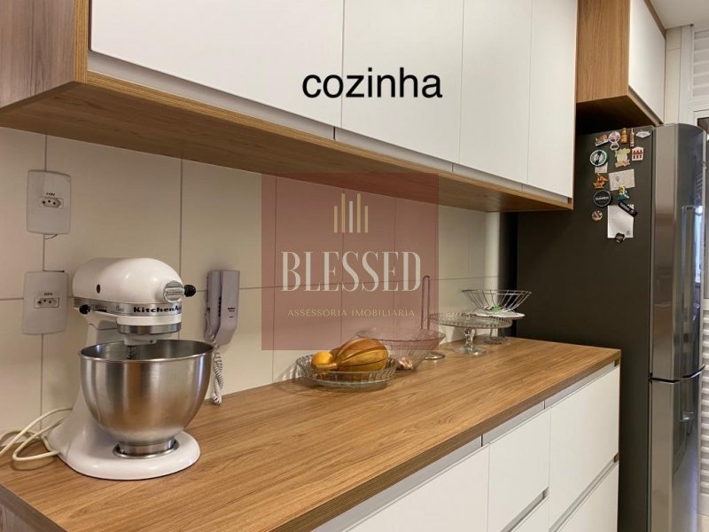 Apartamento à venda com 3 quartos, 114m² - Foto 18