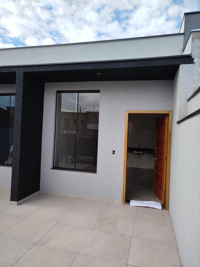 Casa à venda com 2 quartos, 53m² - Foto 4