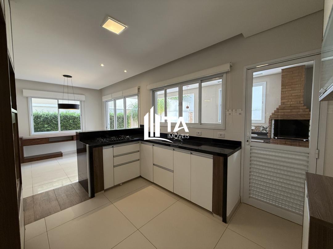 Casa de Condomínio à venda com 4 quartos, 258m² - Foto 8
