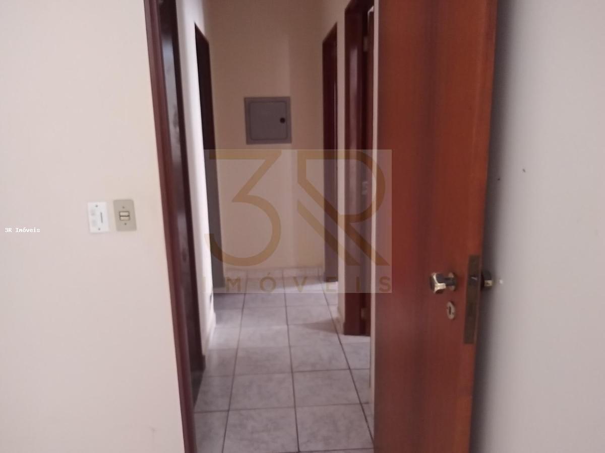 Apartamento à venda com 3 quartos, 101m² - Foto 6