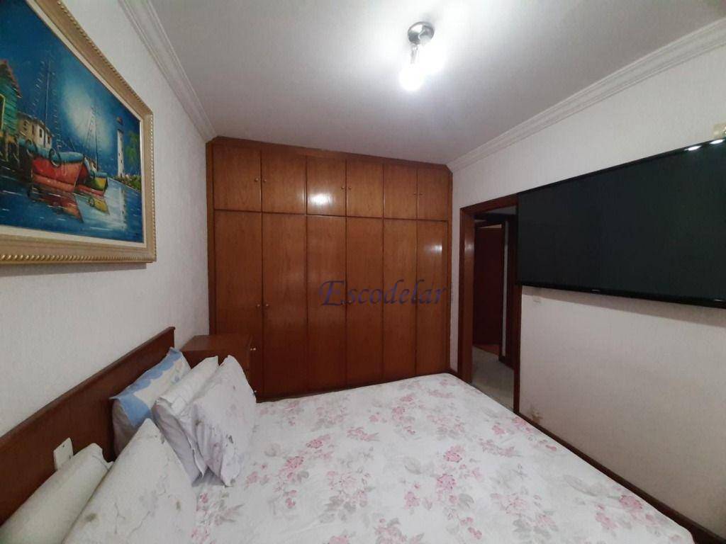 Casa à venda com 3 quartos, 240m² - Foto 46