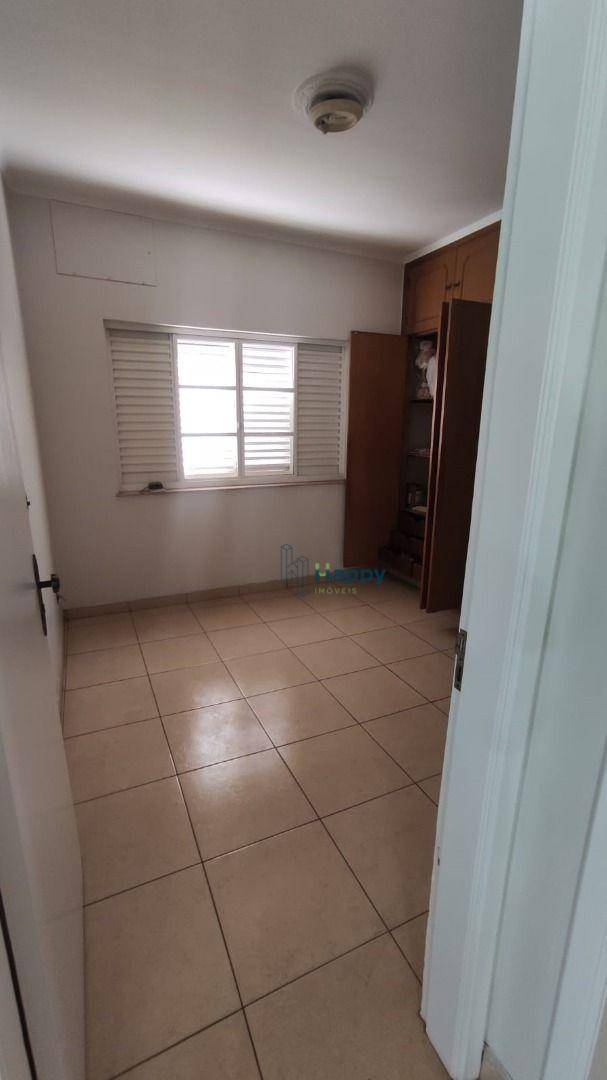 Casa à venda com 4 quartos, 244m² - Foto 10