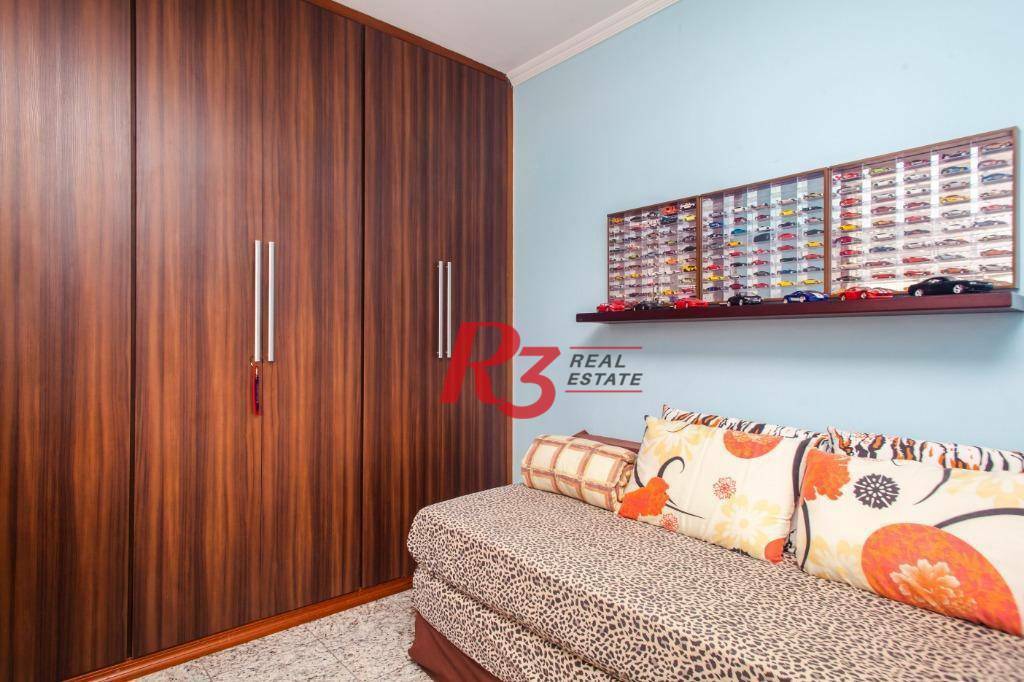 Apartamento à venda com 4 quartos, 198m² - Foto 35