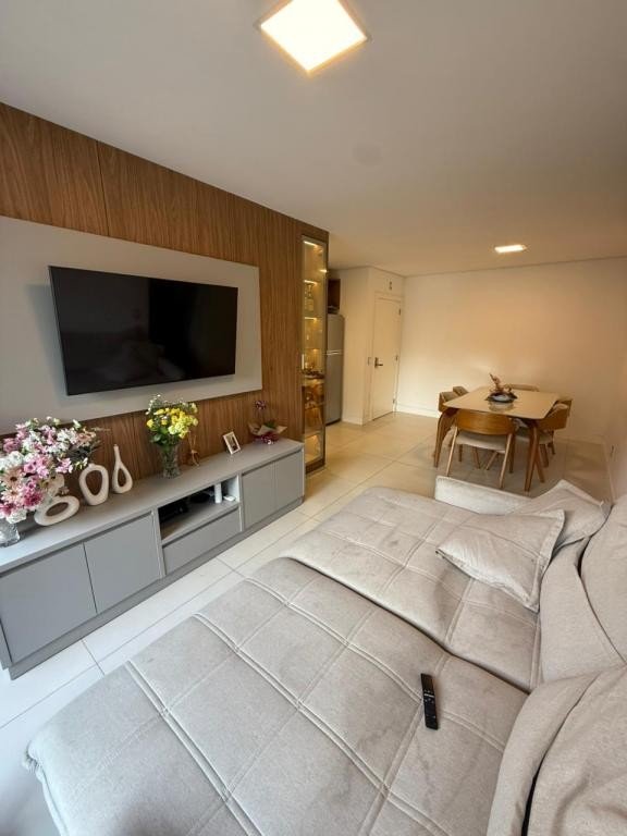 Apartamento para alugar com 2 quartos, 80m² - Foto 7