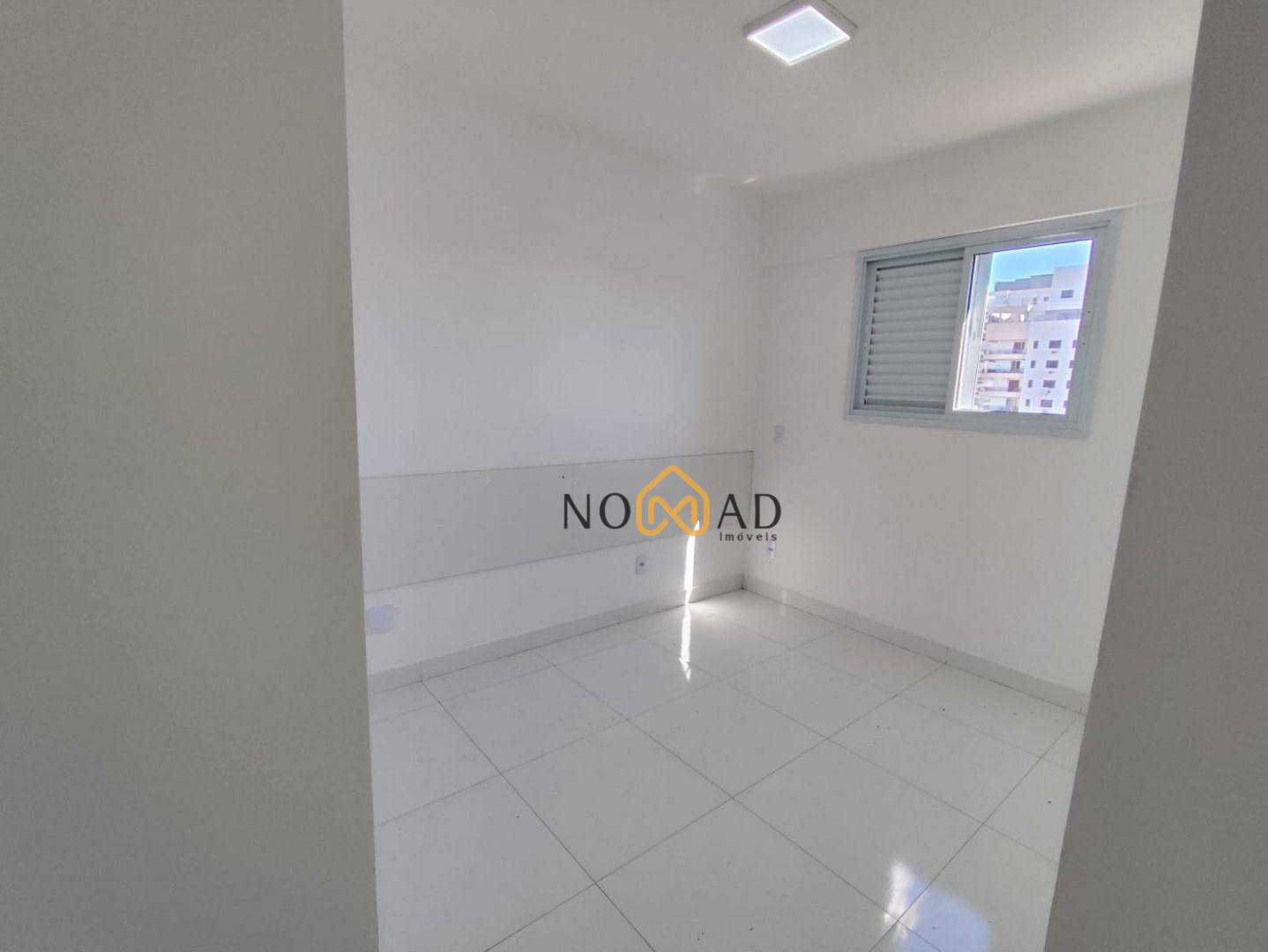 Apartamento para alugar com 2 quartos, 75m² - Foto 10