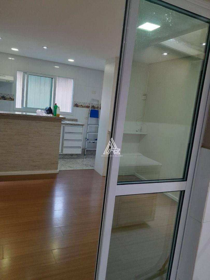 Apartamento à venda com 2 quartos, 45m² - Foto 1