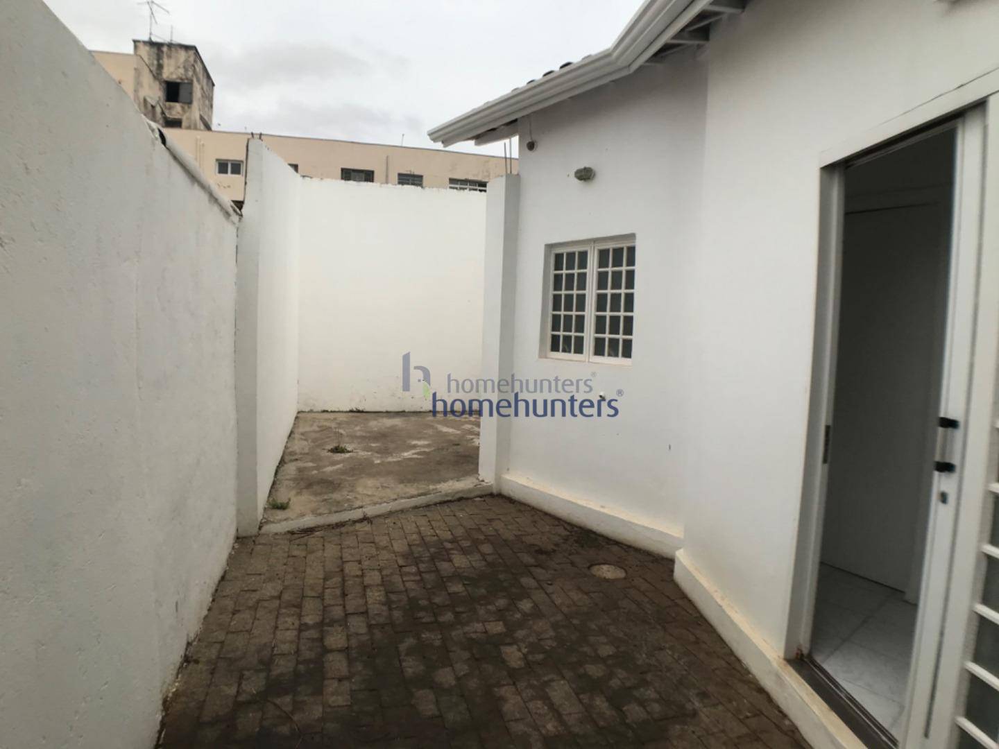 Casa à venda e aluguel com 6 quartos, 150m² - Foto 26