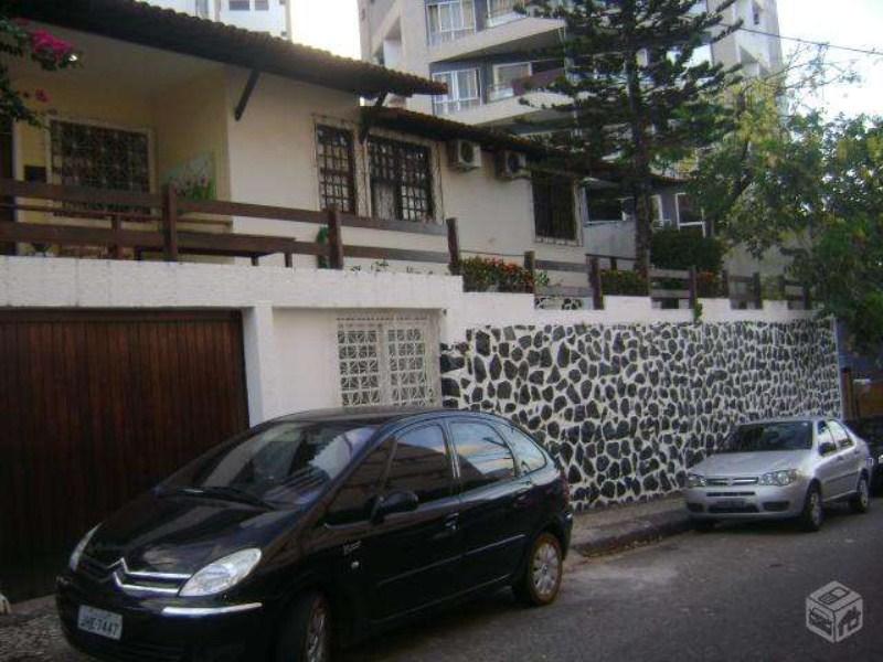 Casa à venda com 6 quartos, 376m² - Foto 2