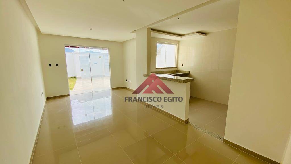 Casa à venda com 2 quartos, 69m² - Foto 14