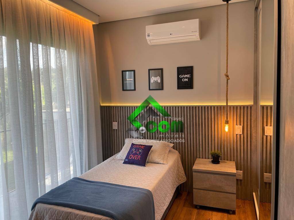 Casa de Condomínio para alugar com 4 quartos, 435m² - Foto 32