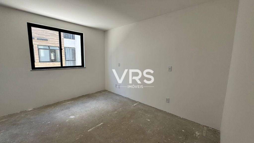 Apartamento à venda com 3 quartos, 130m² - Foto 8