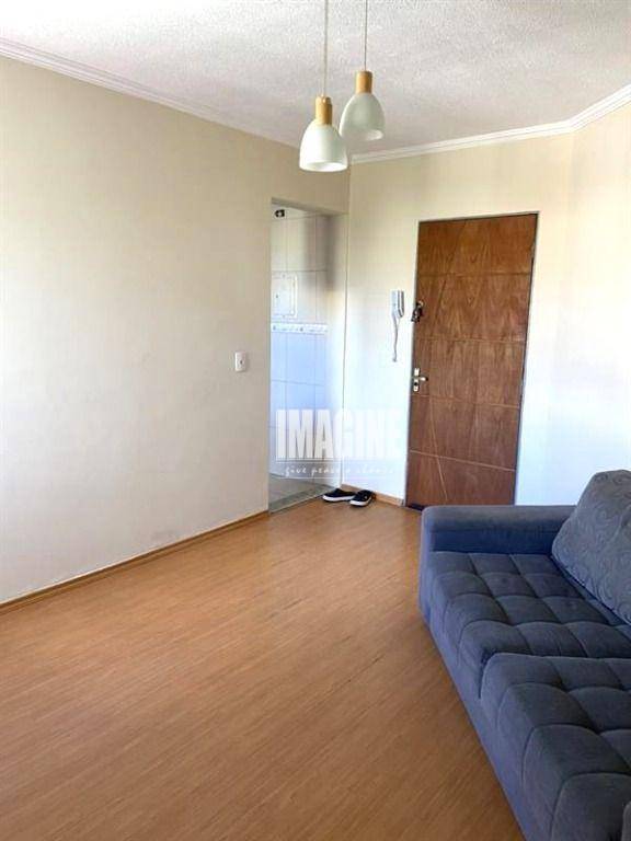 Apartamento à venda com 2 quartos, 58m² - Foto 2