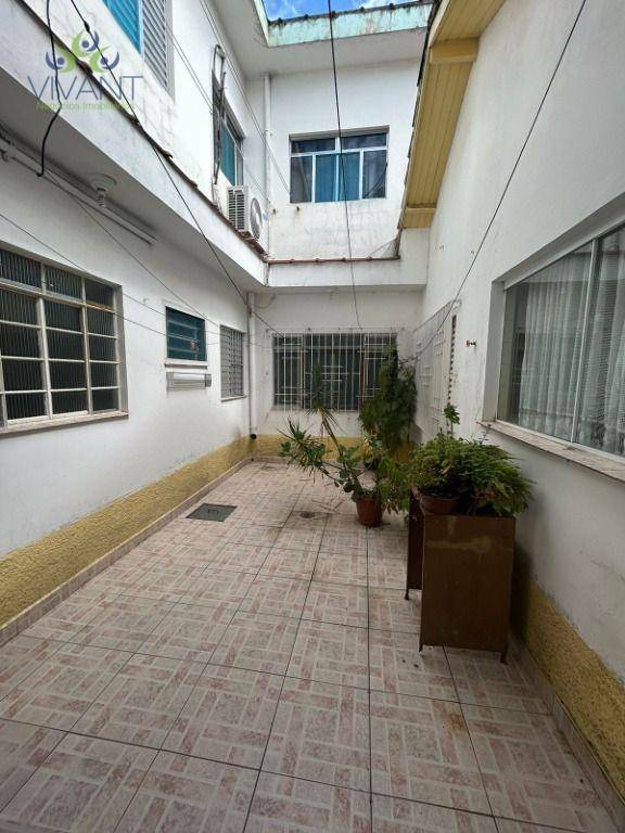 Sobrado à venda e aluguel com 3 quartos, 252m² - Foto 16