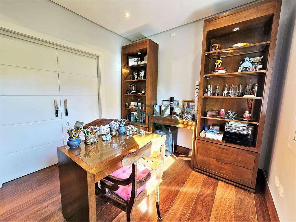 Casa de Condomínio à venda com 4 quartos, 553m² - Foto 18