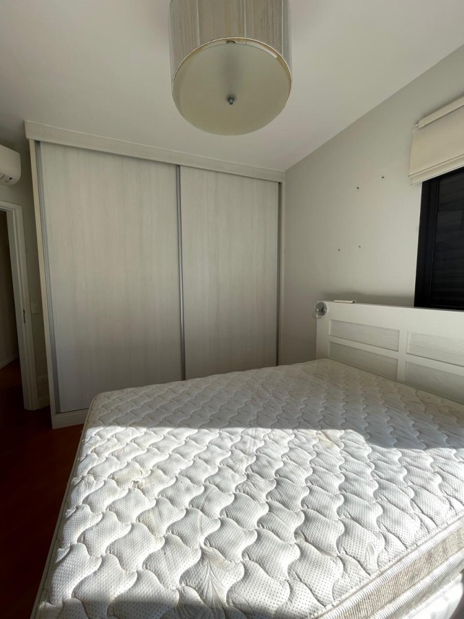 Apartamento para alugar com 3 quartos, 113m² - Foto 15