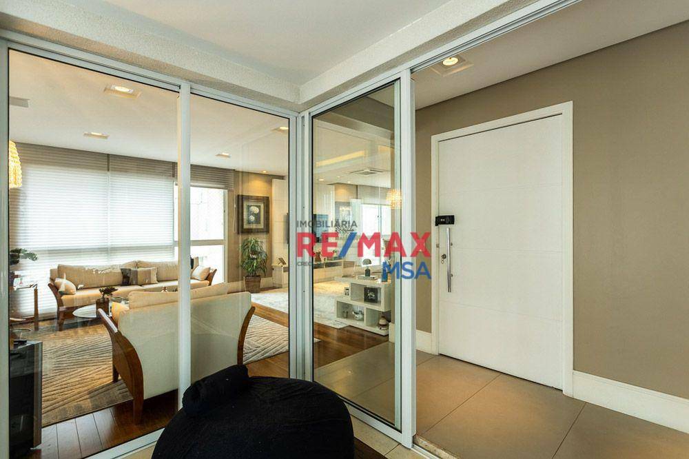 Apartamento à venda com 3 quartos, 236m² - Foto 12