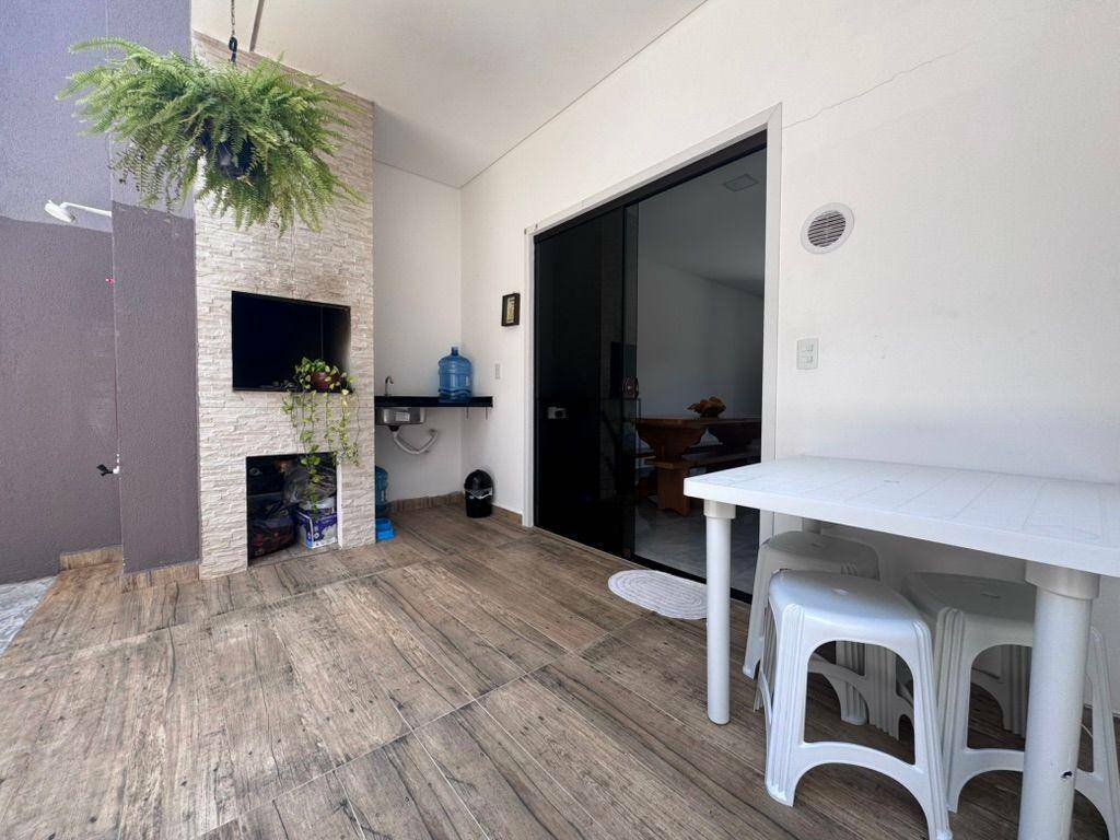 Casa à venda com 3 quartos, 110m² - Foto 16