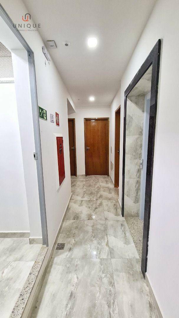 Apartamento à venda com 2 quartos, 6715m² - Foto 6