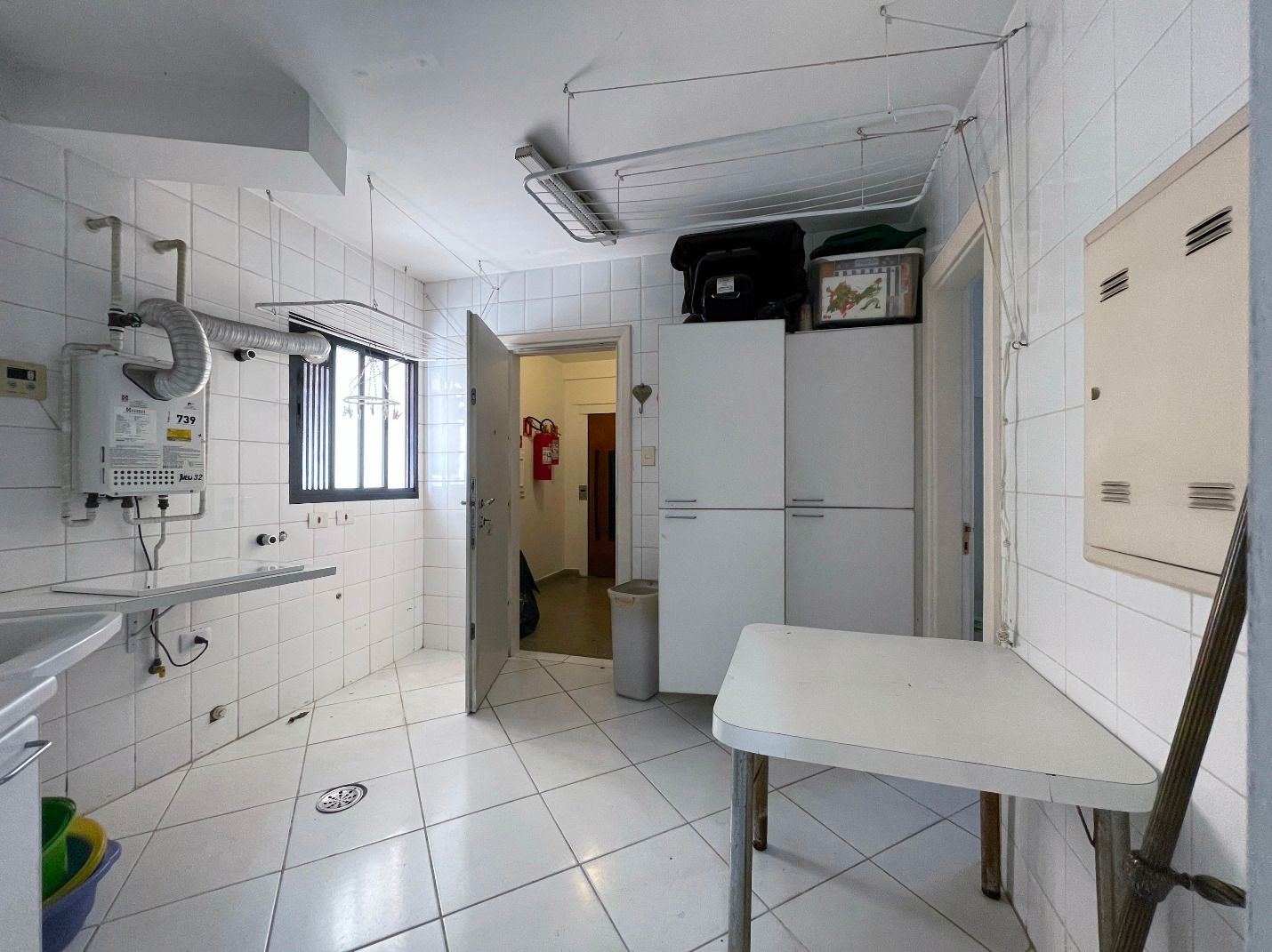 Apartamento à venda e aluguel com 3 quartos, 230m² - Foto 18