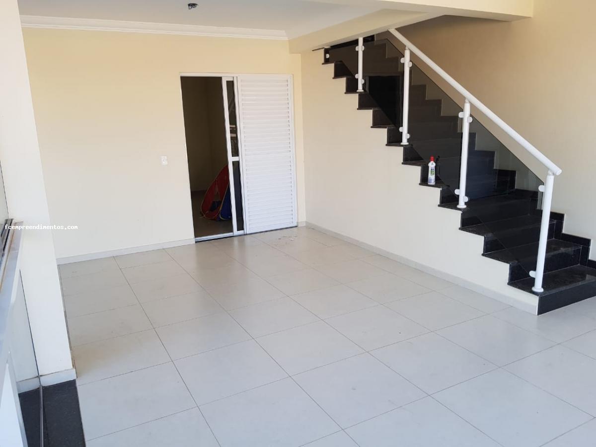 Casa à venda com 3 quartos, 450m² - Foto 11