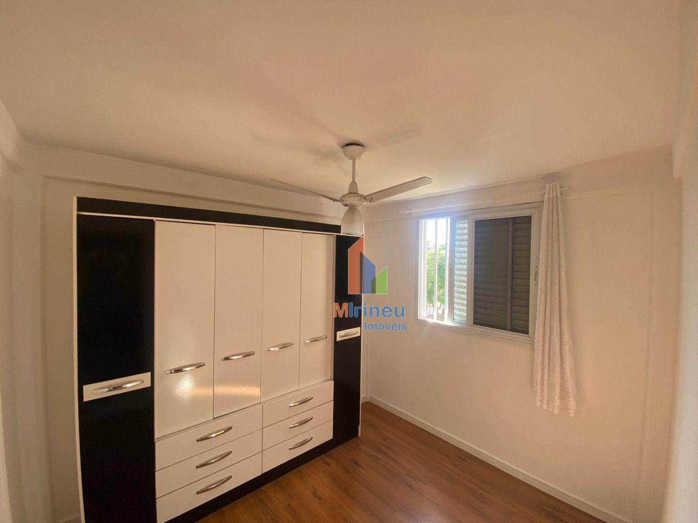 Apartamento à venda com 2 quartos, 55m² - Foto 11